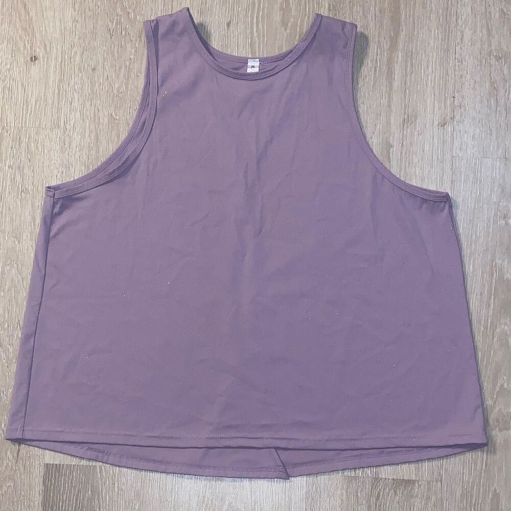 Kimberly C Open Split Hem in Back Sleeveless Athletic Tank Top sz Large